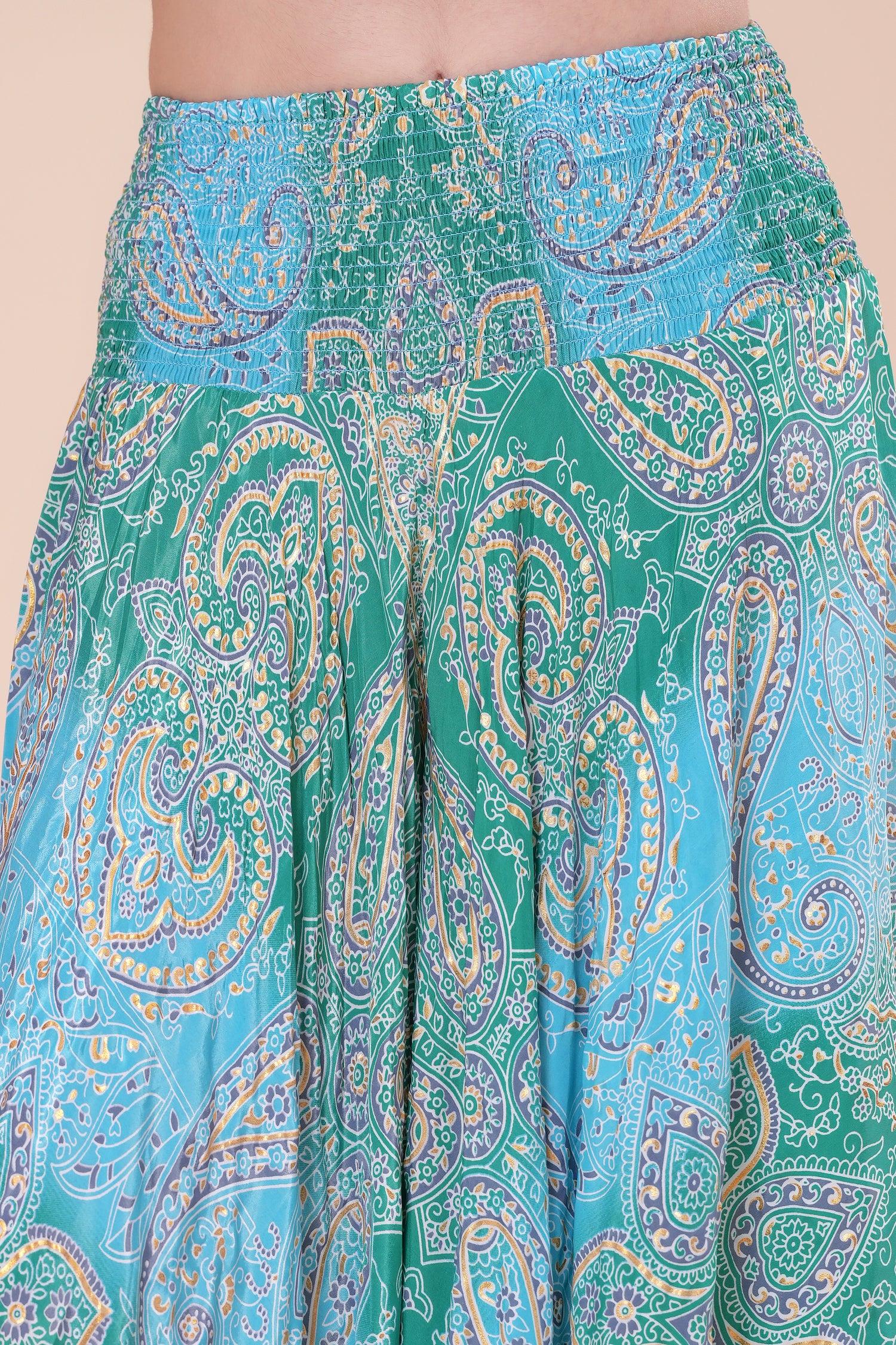 Falda + Crop Top Básico