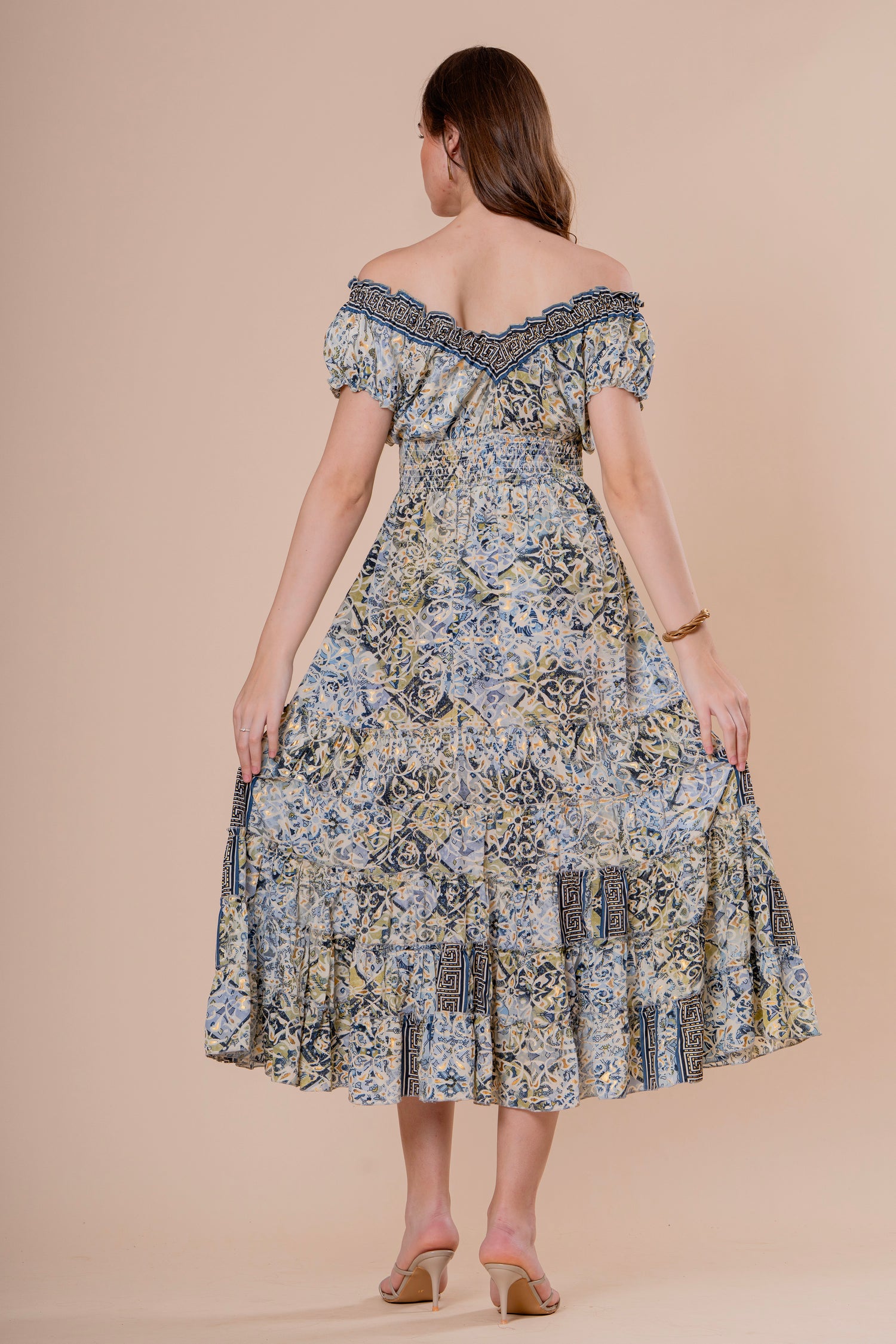 Vestido Midi Hombros Descubiertos Estampado Azulejo