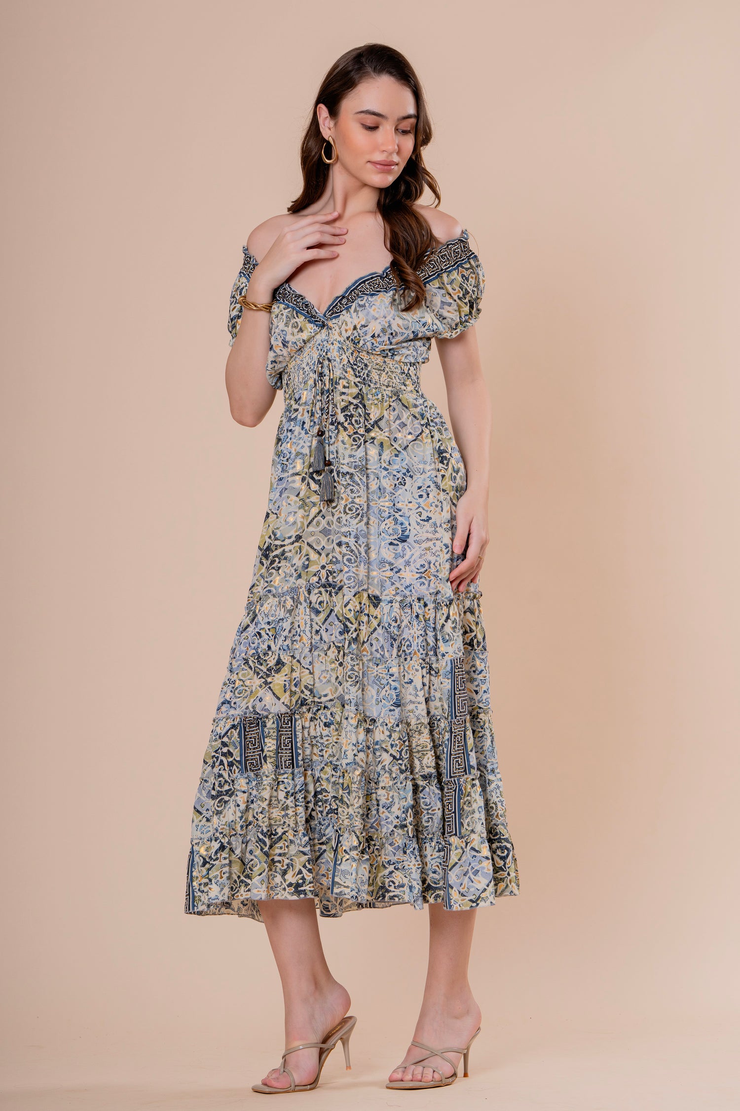 Vestido Midi Hombros Descubiertos Estampado Azulejo