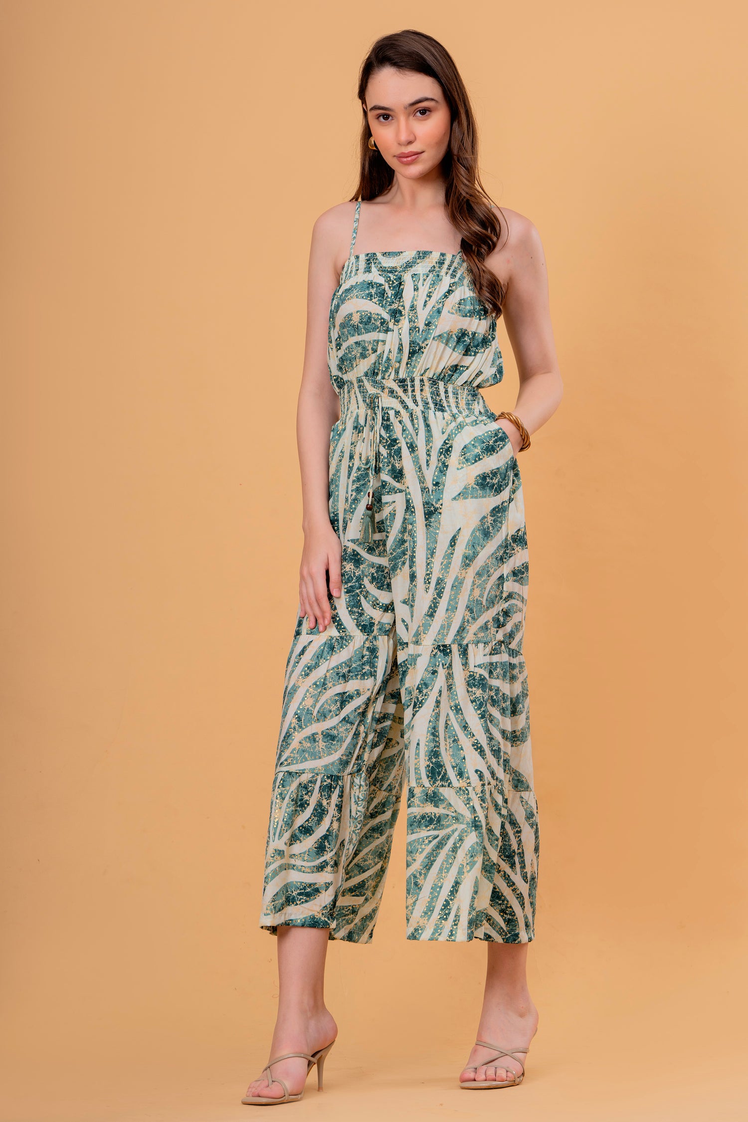 Enterizo Largo Fruncido con Estampado Botánico y Pernera Ancha