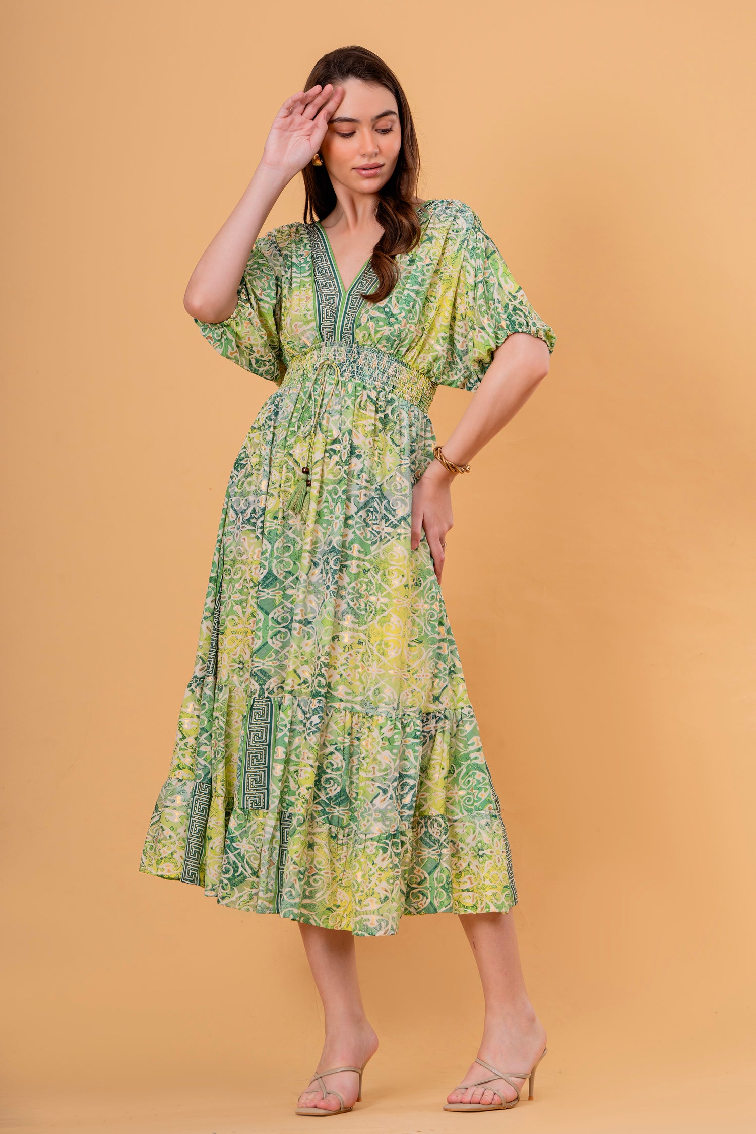 Vestido Midi Fruncido Manga Kimono Estampado Verde