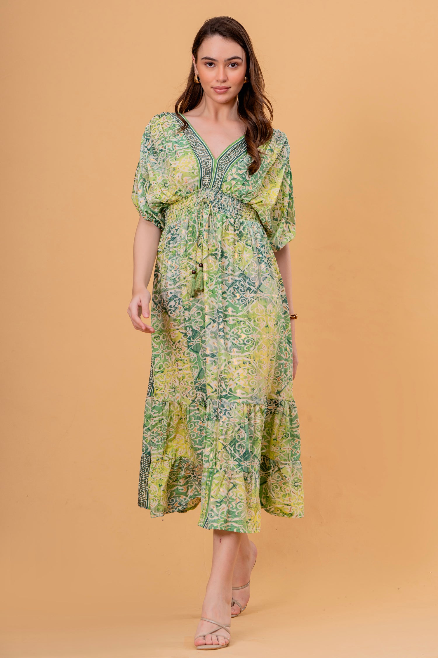 Vestido Midi Fruncido Manga Kimono Estampado Verde