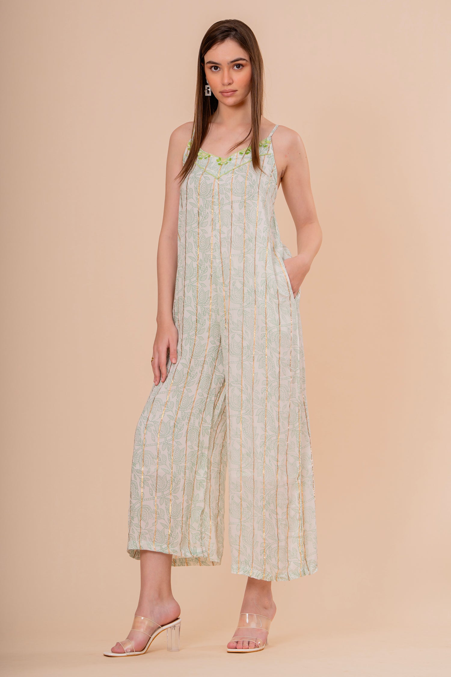 Mono Jumpsuit Tirantes Blanco con Bordado Verde Neón