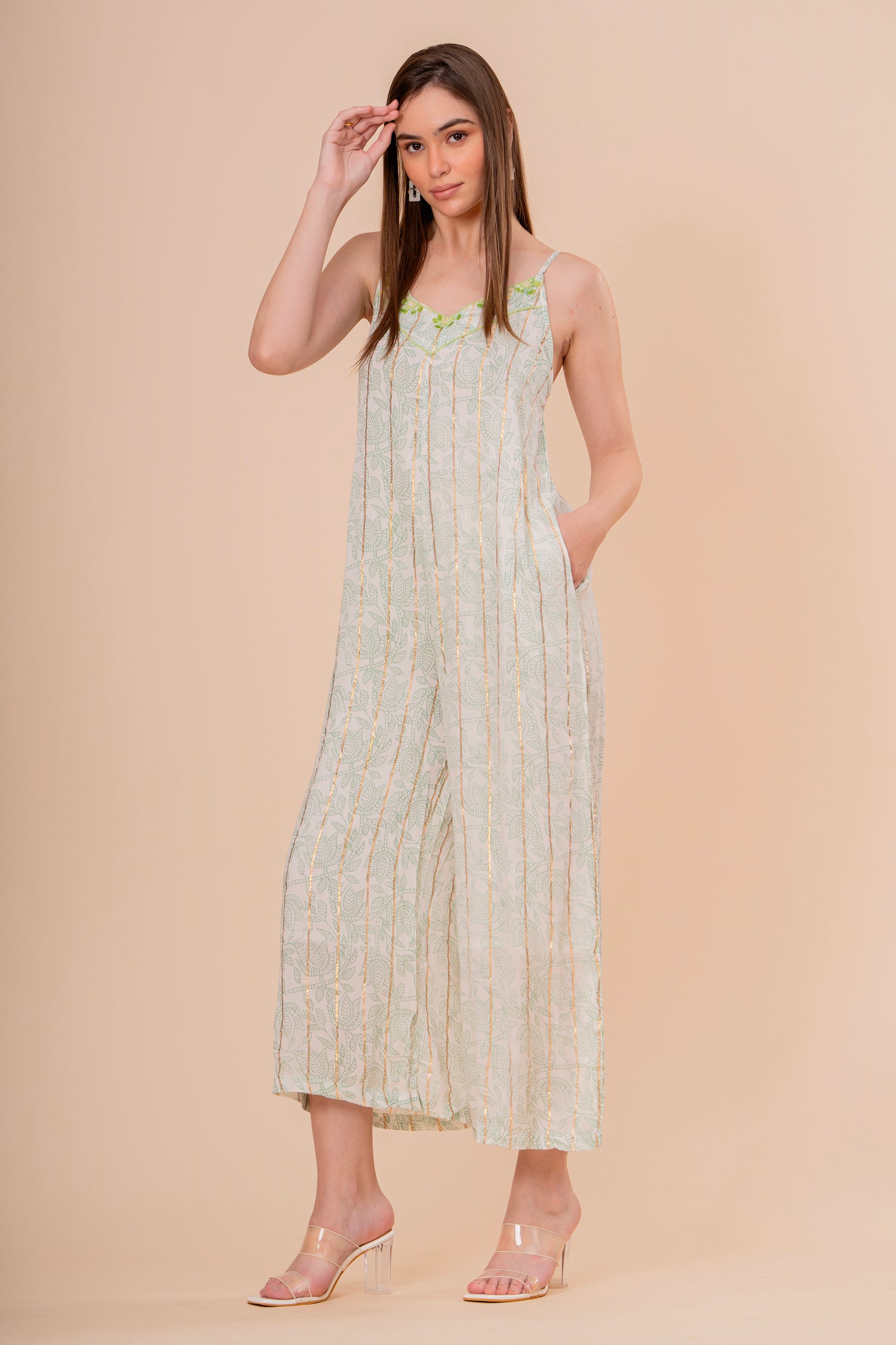 Mono Jumpsuit Tirantes Blanco con Bordado Verde Neón