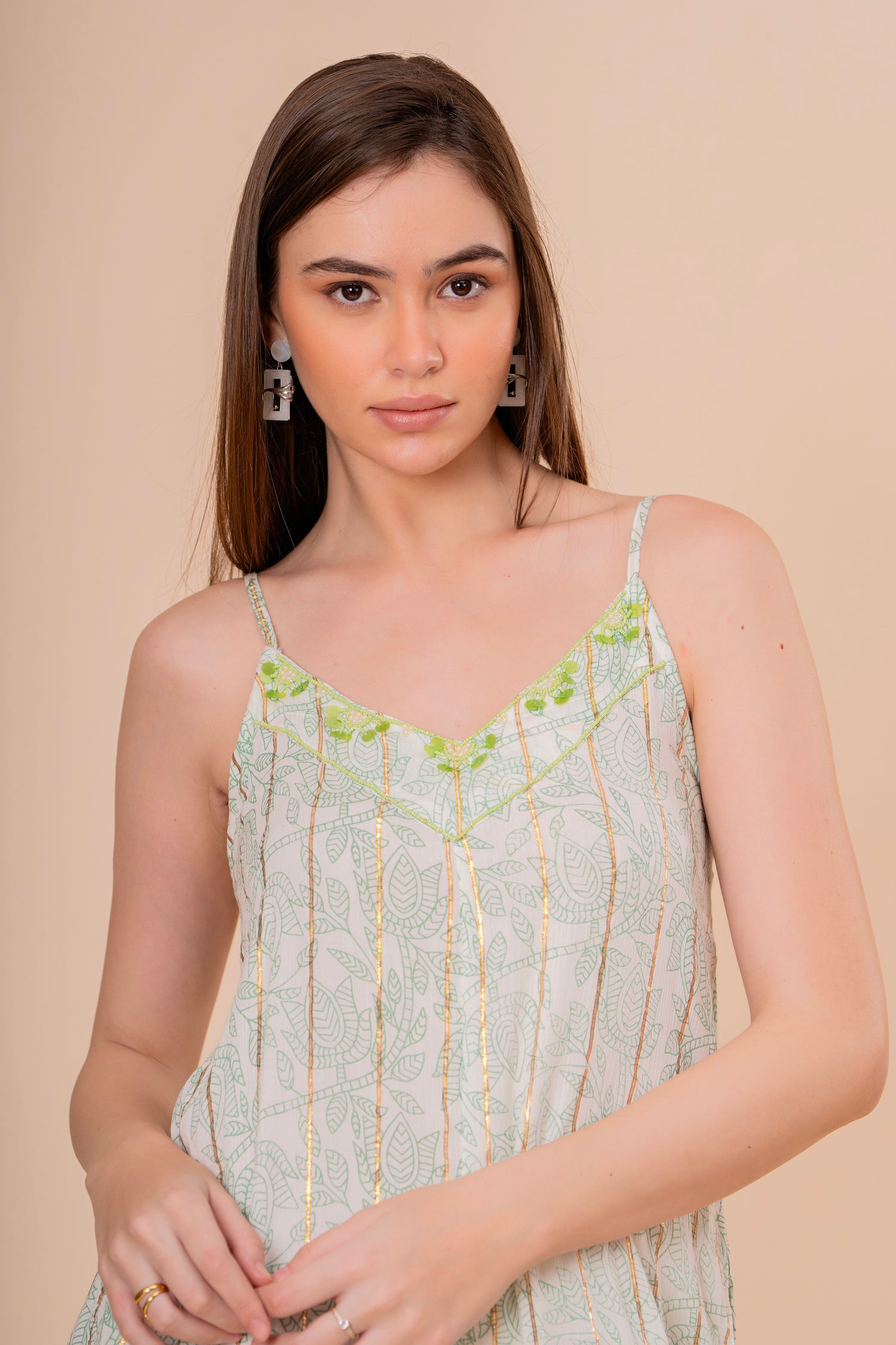 Mono Jumpsuit Tirantes Blanco con Bordado Verde Neón