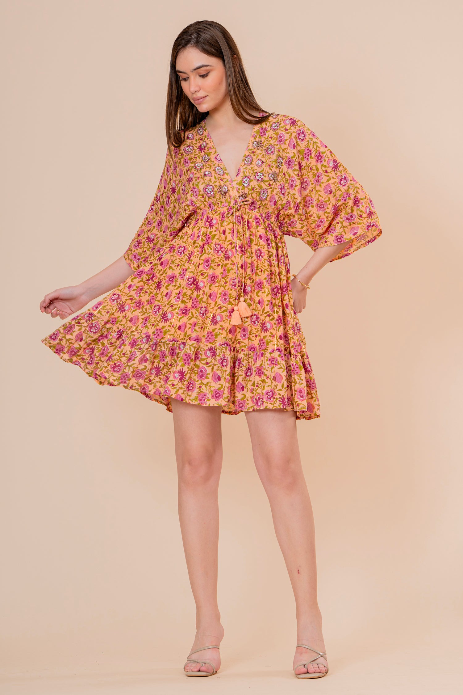 Minivestido Halter Estampado Botánico Verde Oliva