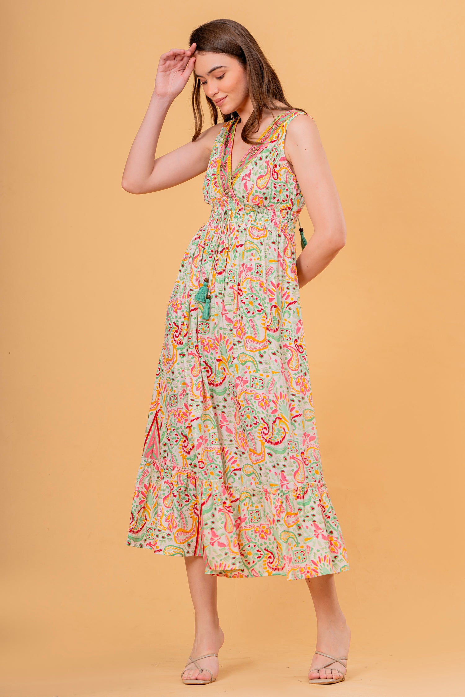 Vestido Midi Sin Mangas Estampado Cachemira con Borla