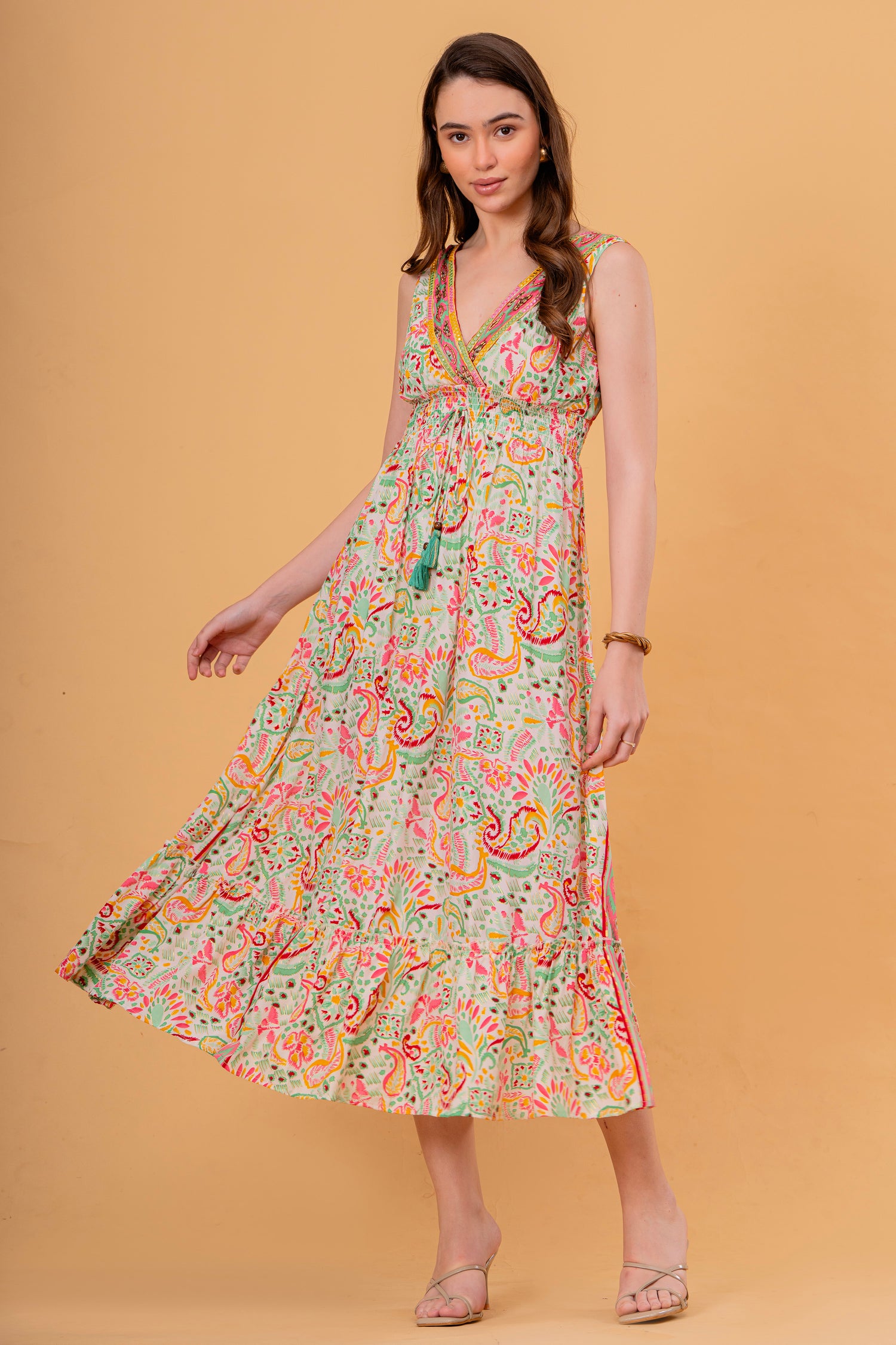 Vestido Midi Sin Mangas Estampado Cachemira con Borla