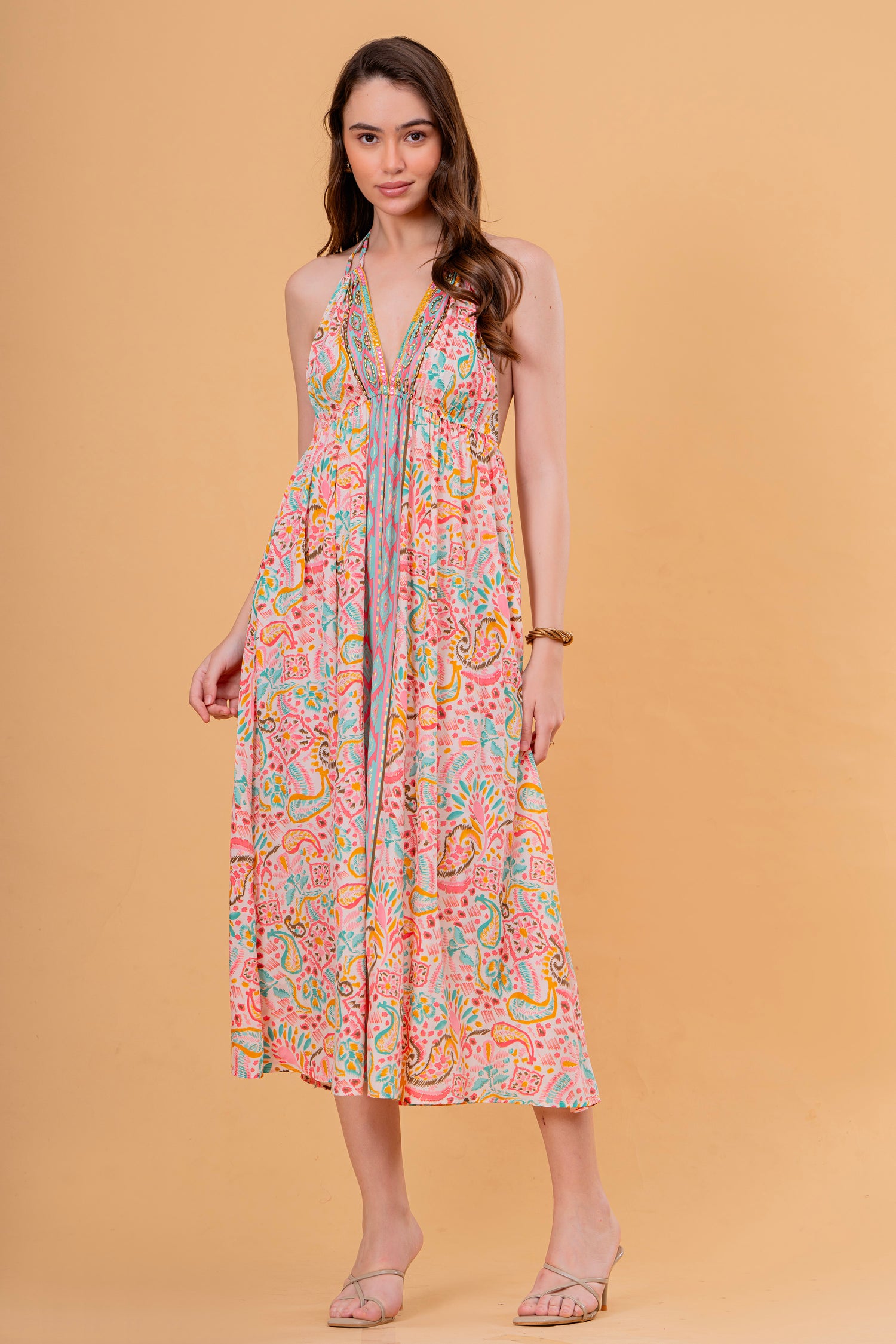 Vestido Midi Halter Estampado Pastel con Bordado