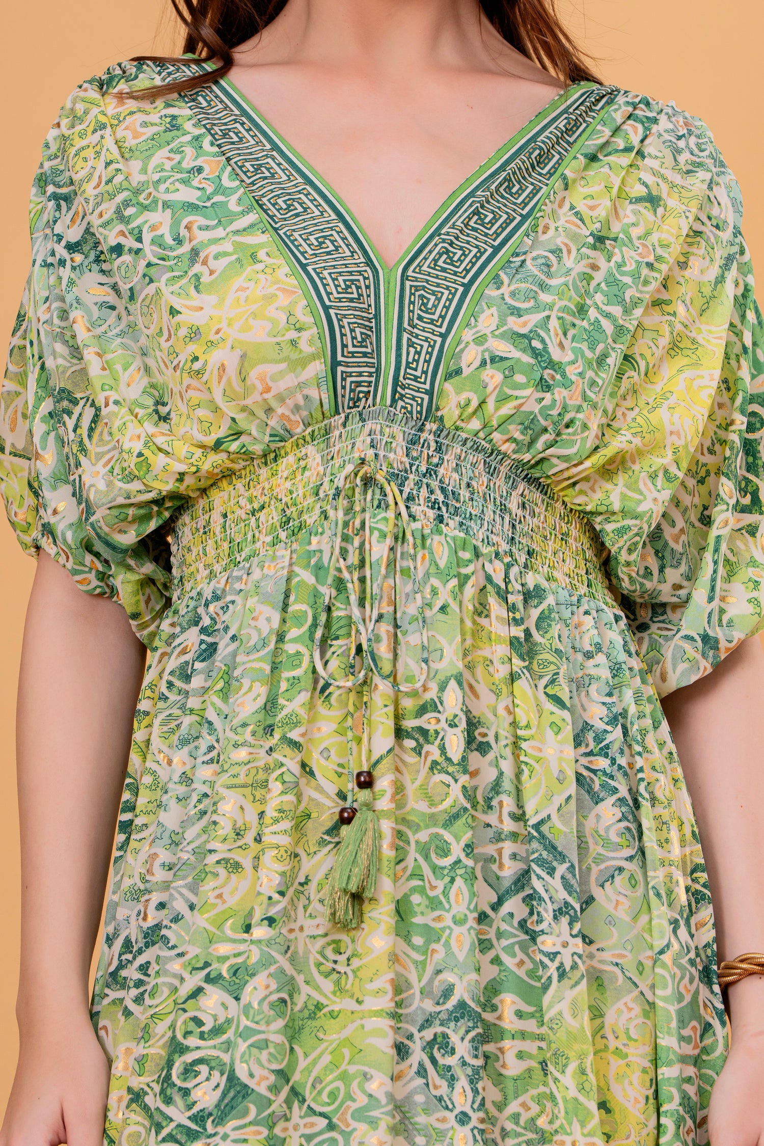 Vestido Midi Fruncido Manga Kimono Estampado Verde