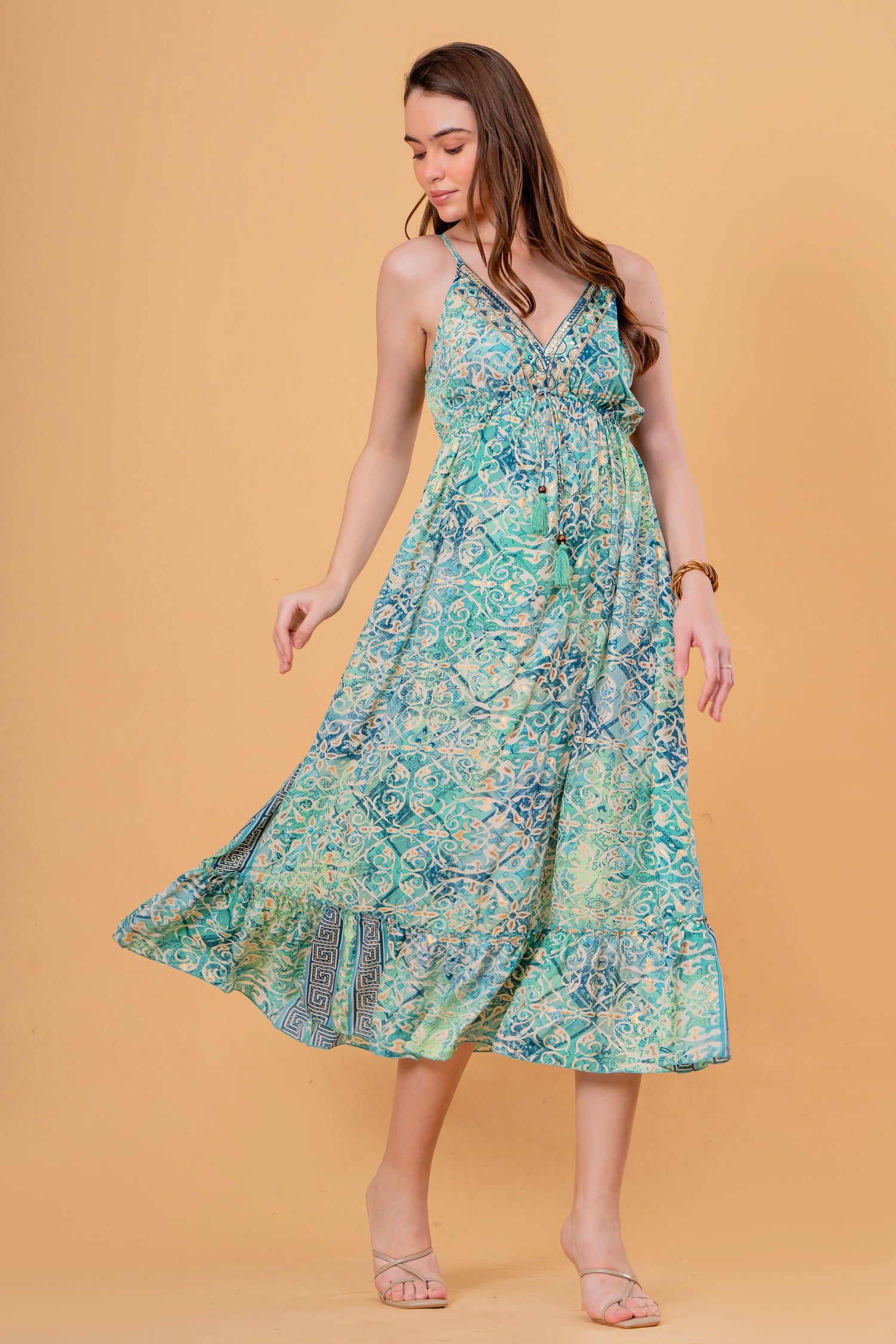 Vestido Midi de Tirantes Fruncido Estampado Azulejo