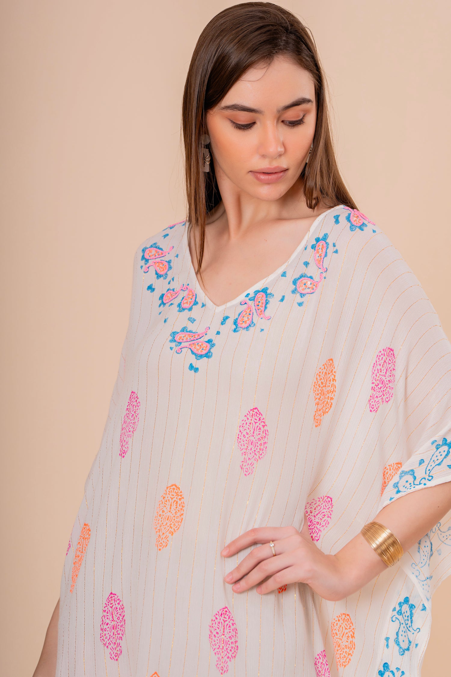 Vestido Maxi Strapless Fruncido Estampado Hoja Palma Azul