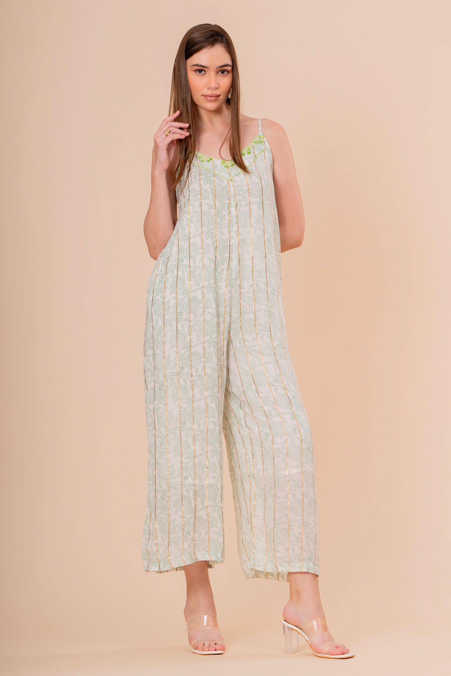 Mono Jumpsuit Tirantes Blanco con Bordado Verde Neón