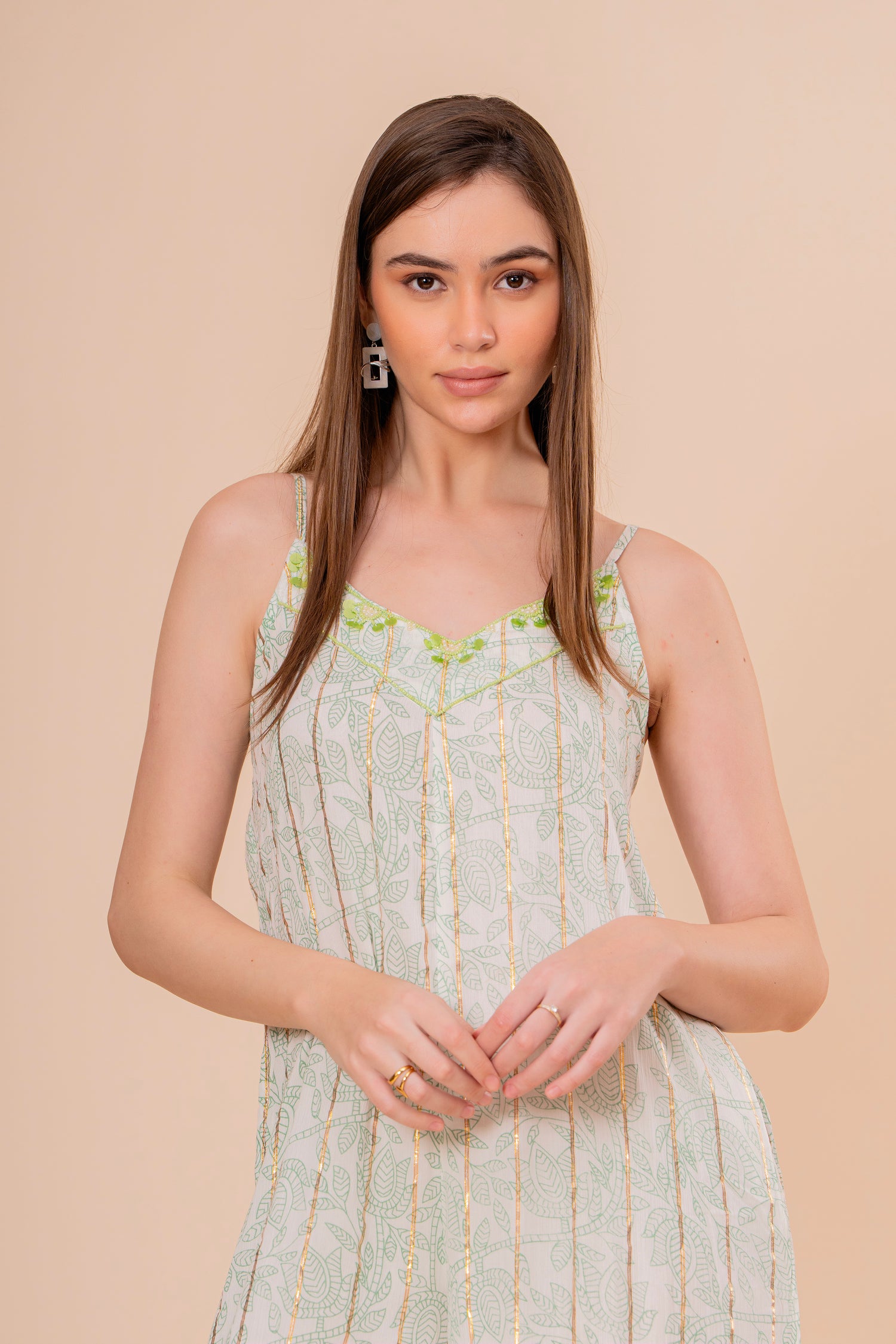 Mono Jumpsuit Tirantes Blanco con Bordado Verde Neón