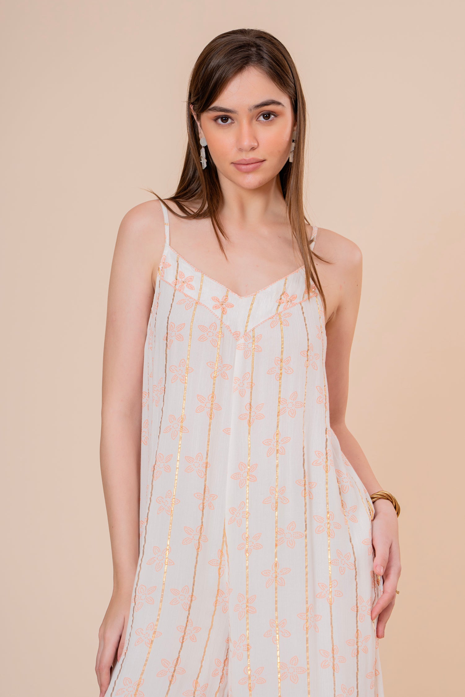 Mono Jumpsuit de Tirantes Blanco con Rayas Doradas