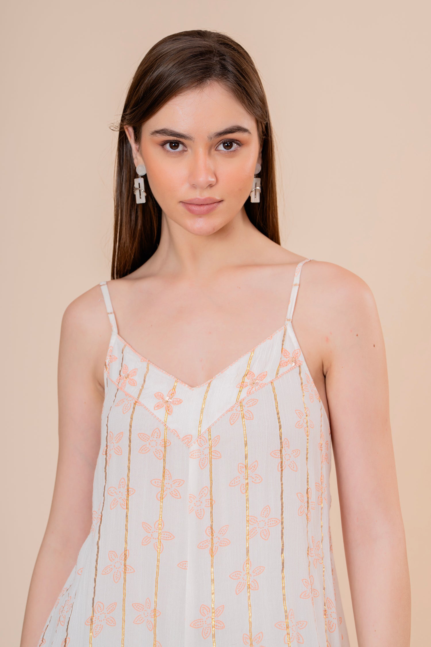 Mono Jumpsuit de Tirantes Blanco con Rayas Doradas