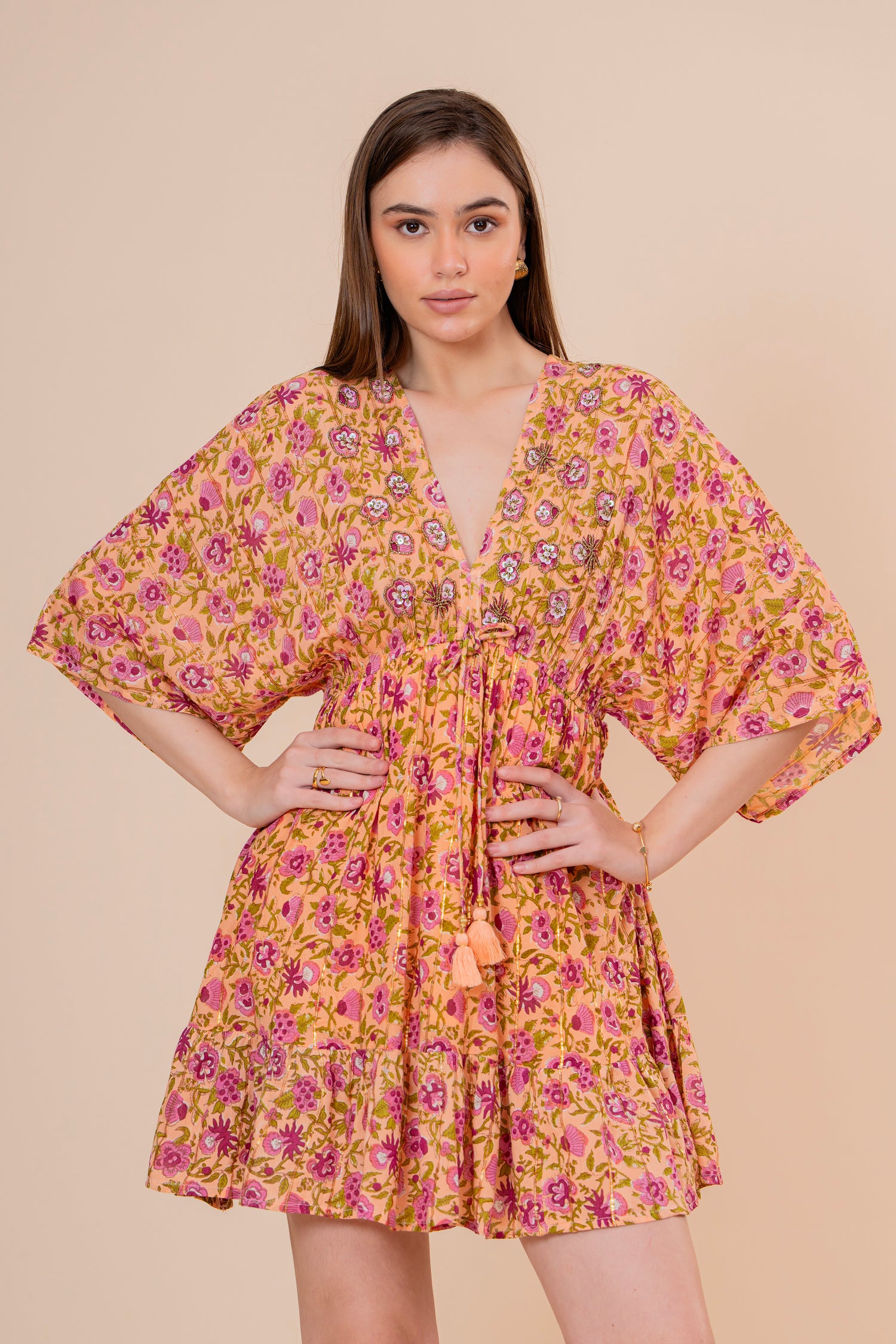 Minivestido Halter Estampado Botánico Verde Oliva